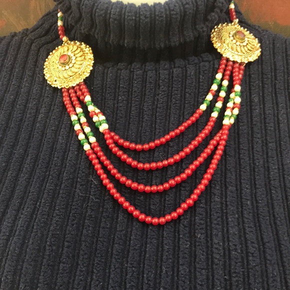 14k Gold Plated Necklace & Earrings Set - Picture 3 of 9